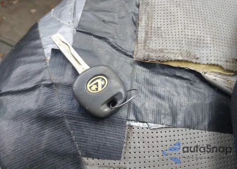 2005 Lexus Es 330 z USA, uszkodzony, nr VIN JTHBA30G955083652